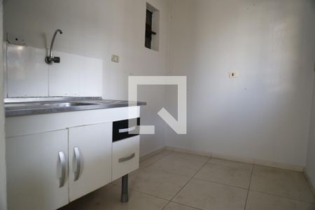 Cozinha de casa para alugar com 1 quarto, 50m² em Parque Sao Luis, São Paulo