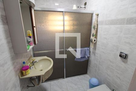 Banheiro de casa à venda com 4 quartos, 130m² em Vila Ema, São Paulo