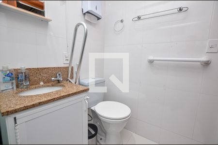 Casa à venda com 150m², 2 quartos e 3 vagas Casa à venda com 150m², 2 quartos e 3 vagasBanheiro do Quarto 2