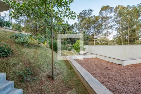 Casa de condomínio à venda com 490m², 3 quartos e 4 vagas Casa de condomínio à venda com 490m², 3 quartos e 4 vagasÁrea externa