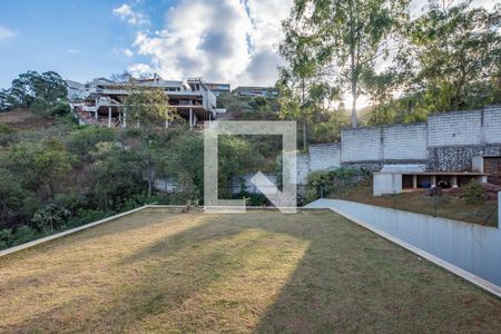 Casa de condomínio à venda com 490m², 3 quartos e 4 vagas Casa de condomínio à venda com 490m², 3 quartos e 4 vagasVaranda 1 da Suíte 1