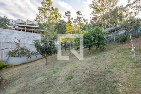 Casa de condomínio à venda com 490m², 3 quartos e 4 vagas Casa de condomínio à venda com 490m², 3 quartos e 4 vagasPomar