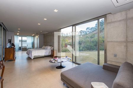 Casa de condomínio à venda com 490m², 3 quartos e 4 vagas Casa de condomínio à venda com 490m², 3 quartos e 4 vagasSuíte 1