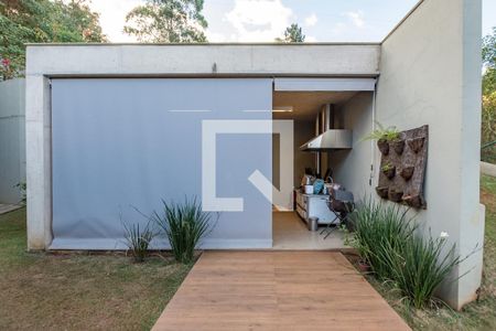 Casa de condomínio à venda com 490m², 3 quartos e 4 vagas Casa de condomínio à venda com 490m², 3 quartos e 4 vagasÁrea de Serviço - Cozinha