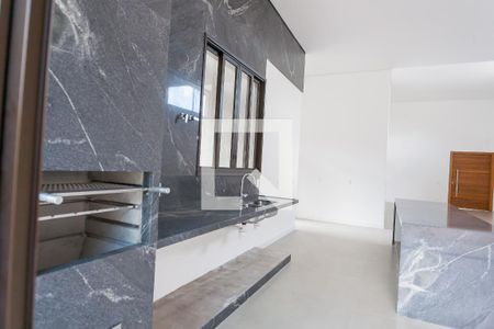 Casa de condomínio à venda com 329m², 4 quartos e 4 vagas Casa de condomínio à venda com 329m², 4 quartos e 4 vagasCozinha