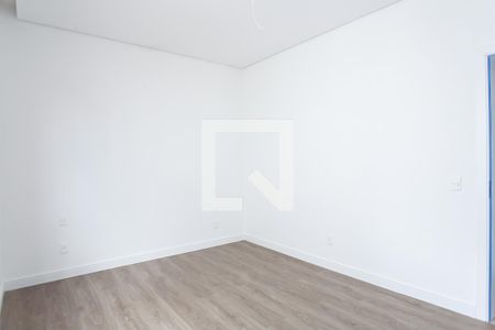 Casa de condomínio à venda com 329m², 4 quartos e 4 vagas Casa de condomínio à venda com 329m², 4 quartos e 4 vagasSuíte 3