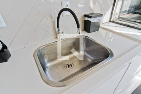 Apartamento à venda com 55m², 2 quartos e 1 vaga Apartamento à venda com 55m², 2 quartos e 1 vagaÁrea de Serviço