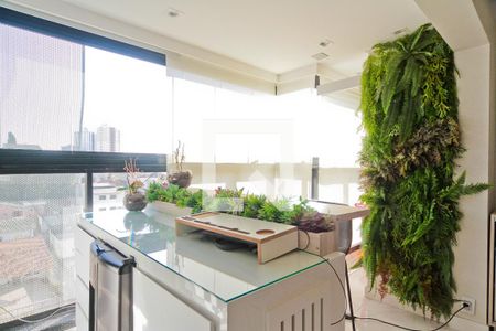 Apartamento à venda com 55m², 2 quartos e 1 vaga Apartamento à venda com 55m², 2 quartos e 1 vagaVaranda