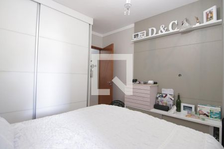 Quarto 1 de casa à venda com 2 quartos, 150m² em Vila Ré, São Paulo