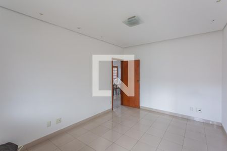 Sala de casa à venda com 6 quartos, 210m² em Renascença, Belo Horizonte