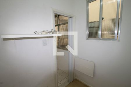 Apartamento para alugar com 70m², 2 quartos e sem vaga Apartamento para alugar com 70m², 2 quartos e sem vagaÁrea de Serviço