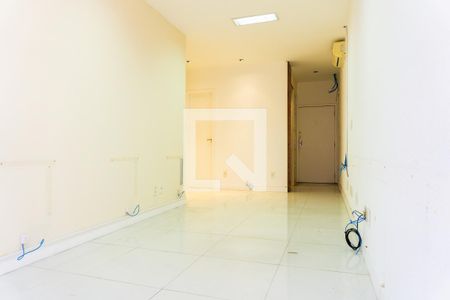 Sala de apartamento para alugar com 1 quarto, 72m² em Centro, Rio de Janeiro