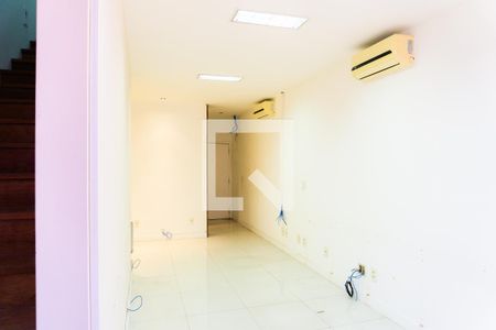 Sala de apartamento para alugar com 1 quarto, 72m² em Centro, Rio de Janeiro