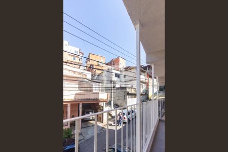 Varanda de casa para alugar com 1 quarto, 60m² em Santo Antônio, Osasco