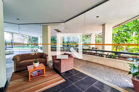 Hall social de apartamento à venda com 3 quartos, 74m² em Jardim Parque Morumbi, São Paulo