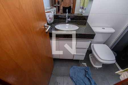 Banheiro suite de apartamento para alugar com 2 quartos, 72m² em Castelo, Belo Horizonte