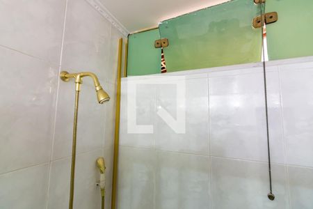 Casa à venda com 351m², 4 quartos e 3 vagas Casa à venda com 351m², 4 quartos e 3 vagasBanheiro da Suíte 2