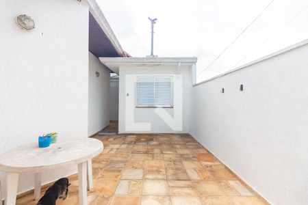 Casa à venda com 351m², 4 quartos e 3 vagas Casa à venda com 351m², 4 quartos e 3 vagasQuintal