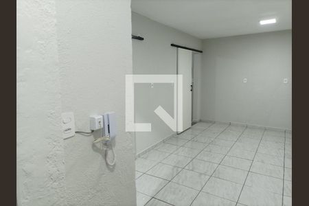 Sala/Cozinha de apartamento para alugar com 2 quartos, 47m² em Vila Celeste, São Paulo