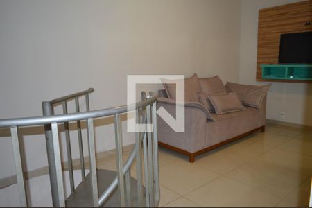 Sala de apartamento à venda com 2 quartos, 110m² em Arvoredo, Contagem