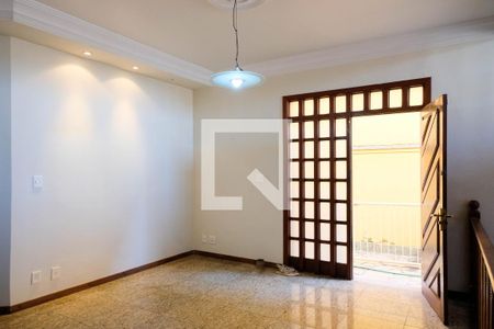 Sala de casa à venda com 5 quartos, 420m² em Palmares, Belo Horizonte