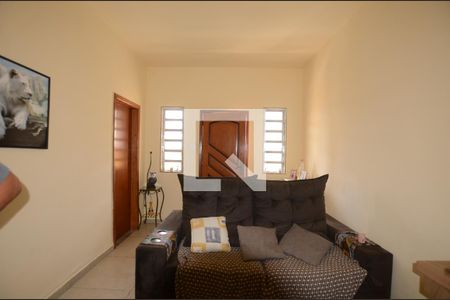 Sala de casa para alugar com 3 quartos, 300m² em Honório Gurgel, Rio de Janeiro