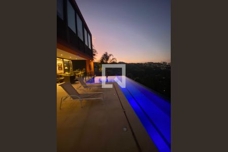 Casa de Condomínio à venda com 6 quartos, 440m² em Vila Alpina, Nova Lima