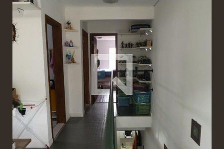 Casa à venda com 3 quartos, 180m² em Interlagos, São Paulo