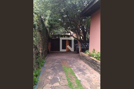 Casa à venda com 3 quartos, 280m² em Vila Madalena, São Paulo