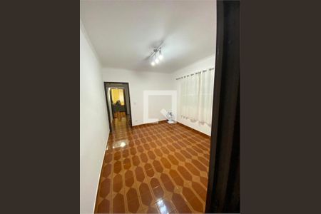 Casa à venda com 4 quartos, 150m² em Vila Nhocuné, São Paulo