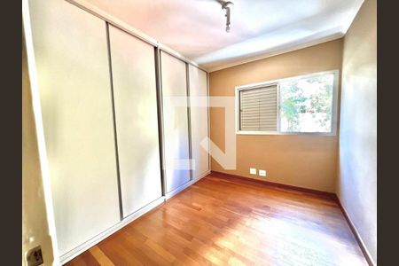 Apartamento à venda com 3 quartos, 180m² em Campo Belo, São Paulo