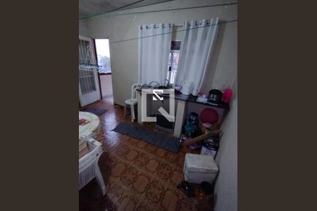 Casa à venda com 3 quartos, 185m² em Cidade São Jorge, Santo André