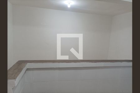 Cozinha de apartamento para alugar com 2 quartos, 57m² em Vila Antonieta, São Paulo