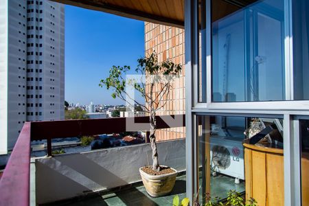 Varanda de apartamento à venda com 3 quartos, 198m² em Vila Alexandria, São Paulo