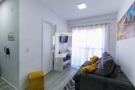 Sala de apartamento para alugar com 2 quartos, 38m² em Vila Invernada, São Paulo