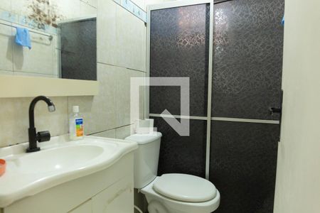 Banheiro de casa à venda com 3 quartos, 50m² em Sarandi, Porto Alegre