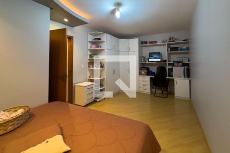 Quarto 2 de casa à venda com 4 quartos, 340m² em Nonoai, Porto Alegre