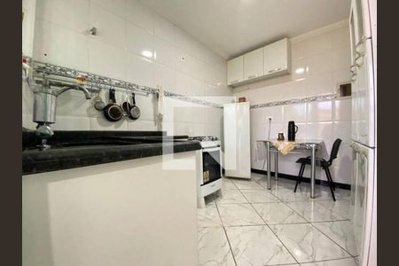 Casa à venda com 3 quartos, 180m² em Santa Branca, Belo Horizonte