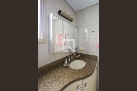 Banheiro de apartamento à venda com 2 quartos, 109m² em Vila Romana, São Paulo