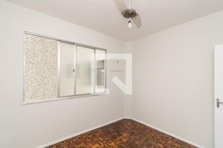 Quarto 1 de apartamento para alugar com 2 quartos, 90m² em Ramos, Rio de Janeiro