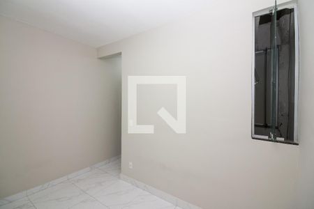 Sala de kitnet/studio para alugar com 1 quarto, 30m² em Condomínio Residencial E Comercial, Brasília