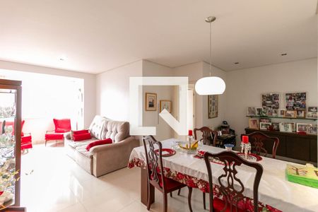 Apartamento à venda com 3 quartos, 105m² em Buritis, Belo Horizonte