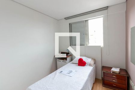 Apartamento à venda com 3 quartos, 105m² em Buritis, Belo Horizonte