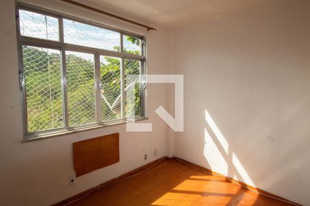 Quarto 2 de apartamento para alugar com 3 quartos, 80m² em Olaria, Rio de Janeiro