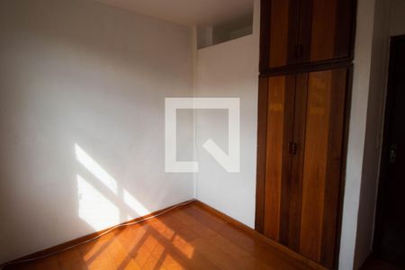 Quarto 2 de apartamento para alugar com 3 quartos, 80m² em Olaria, Rio de Janeiro