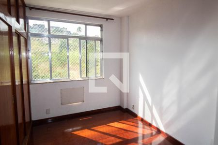 Quarto 1 de apartamento para alugar com 3 quartos, 80m² em Olaria, Rio de Janeiro