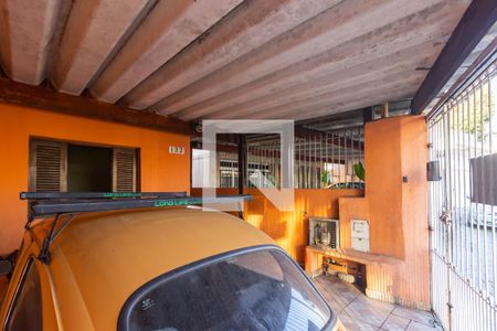 Garagem de casa à venda com 8 quartos, 250m² em Quitaúna, Osasco