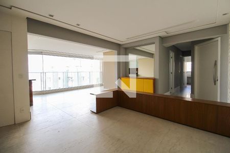 Sala de apartamento à venda com 3 quartos, 110m² em Vila Bertioga, São Paulo