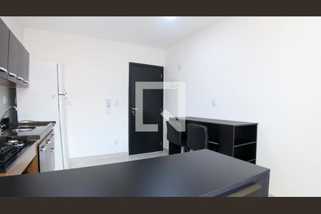 Sala/Cozinha de apartamento para alugar com 1 quarto, 28m² em Vila Formosa, São Paulo