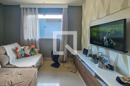 Sala 2 de casa para alugar com 3 quartos, 140m² em Jardim Virgínia, Guarujá